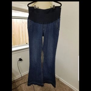 Onyx maternity Jean's